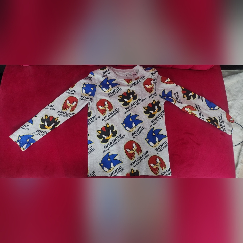Bundle of 8 brand new Boys long sleeve T-shirts